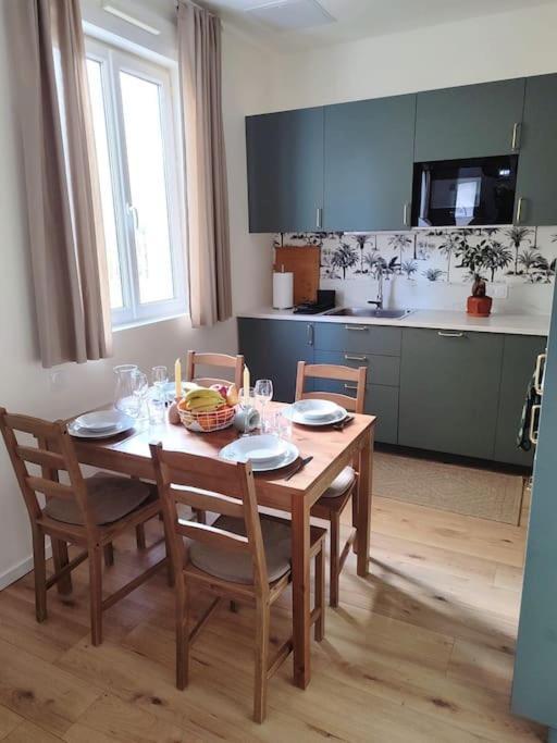 Maison Cosy Terrasse Ensoleille Clermont-Ferrand Zewnętrze zdjęcie